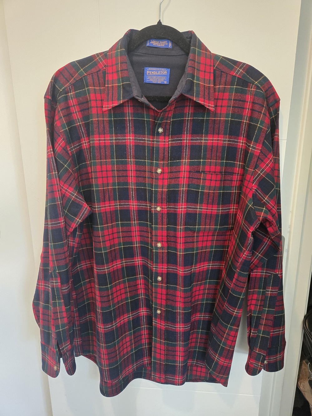 Pendleton Men's Red & Green Plaid Button-Up Shirt
